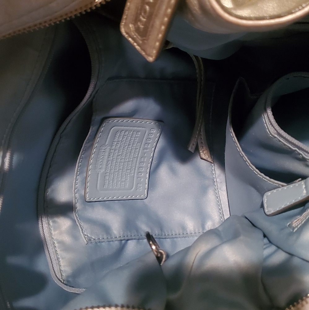 Authentic Coach bag - Picture 2 of 10
